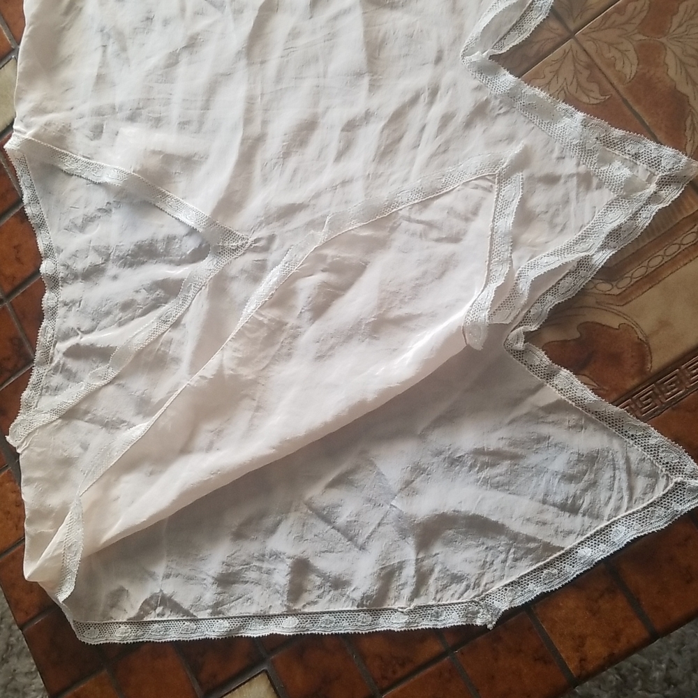 Vintage Silk - Picture 5 of 7